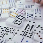 Cách chơi domino luôn thắng
